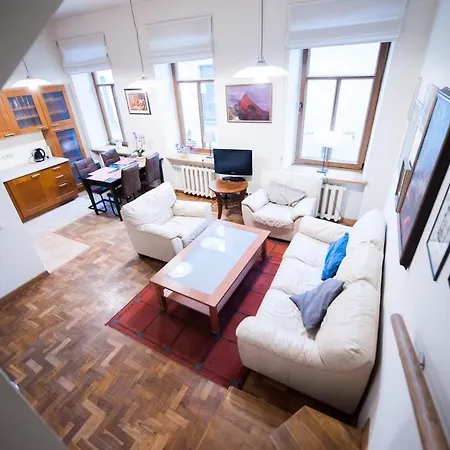דירה 4 Rooms, 2 Bdr Old Town And Terrace וילנה