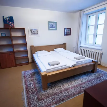 Apartment 4 Rooms, 2 Bdr Old Town And Terrace *