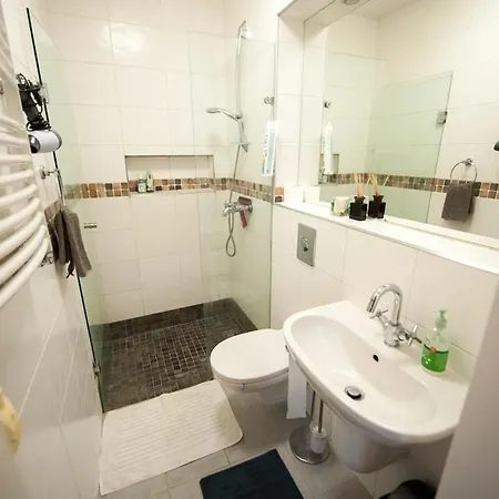4 Rooms, 2 Bdr Old Town And Terrace Apartmán *
